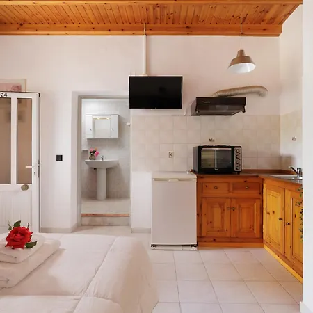 Santos Holidays Dassia  Exterior photo