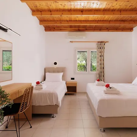 Santos Holidays Dassia  Exterior photo